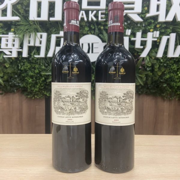 %e3%82%b7%e3%83%a3%e3%83%88%e3%83%bc%e3%83%bb%e3%83%a9%e3%83%95%e3%82%a3%e3%83%83%e3%83%88-2005