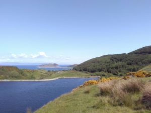 %e3%82%b9%e3%83%97%e3%83%aa%e3%83%b3%e3%82%b0%e3%83%90%e3%83%b3%e3%82%af-crosshill_loch